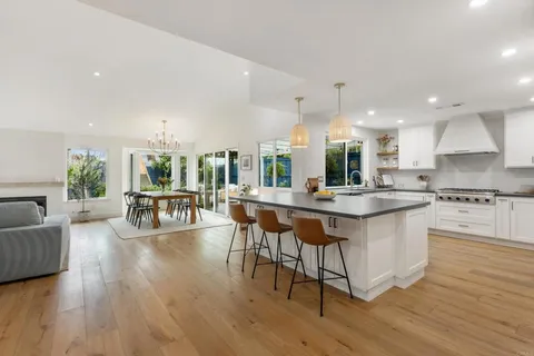 $1,800,000 | 1821 Hawk View Drive, Encinitas, CA 92024