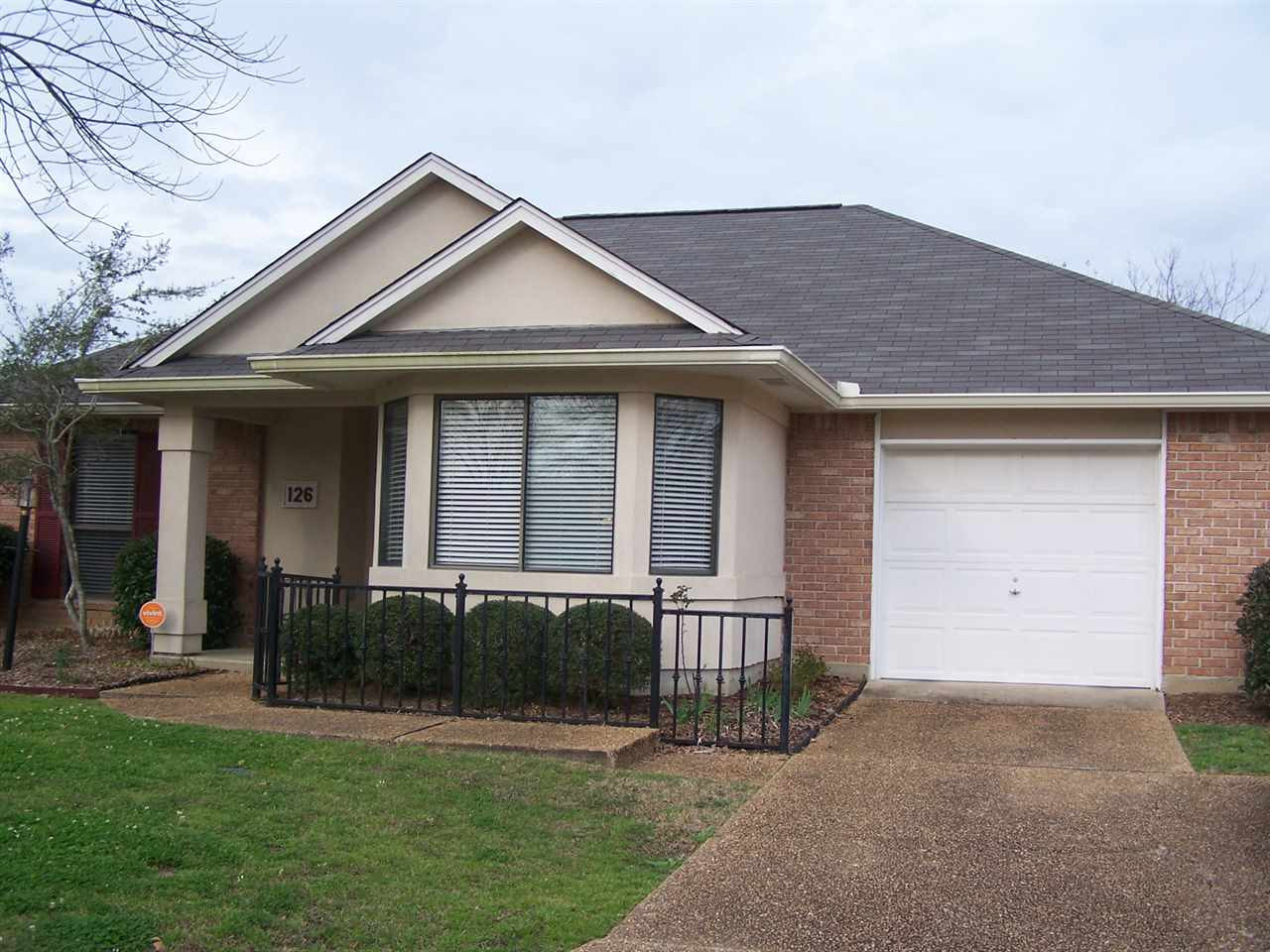126 Villa Way Clinton, MS 39056 - Photo 1 of 21 Photo 1