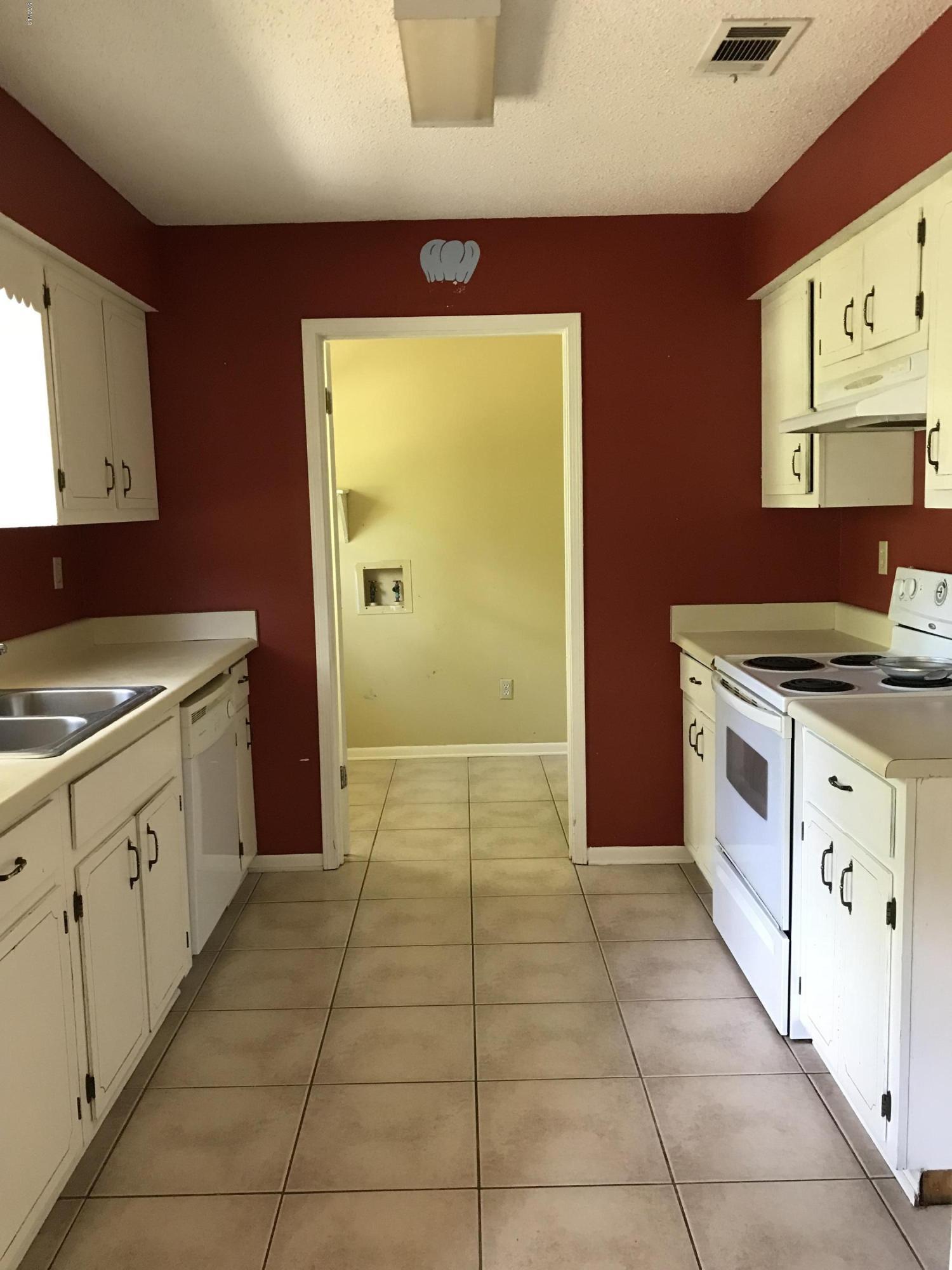 111 Ceasar Road, Unit A & B Picayune, MS 39466 - Photo 21 of 24 IMG_0649