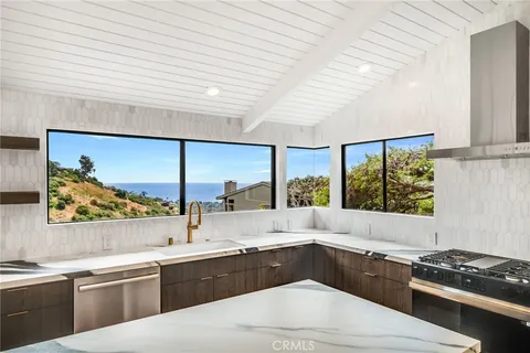 $3,795,000 | 1450 Terrace Way, Laguna Beach, CA 92651