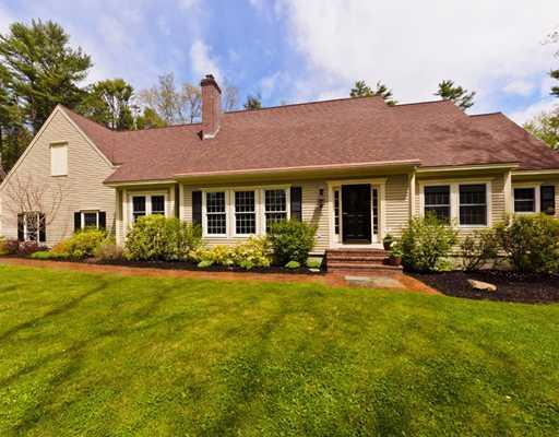 99 Spruce Point Road Yarmouth, ME 04096 - Photo 1 of 25 Exterior Front.