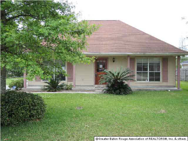18414 Perkins Oak Road Prairieville, LA 70769 - Photo 1 of 9 Gallery Image 1