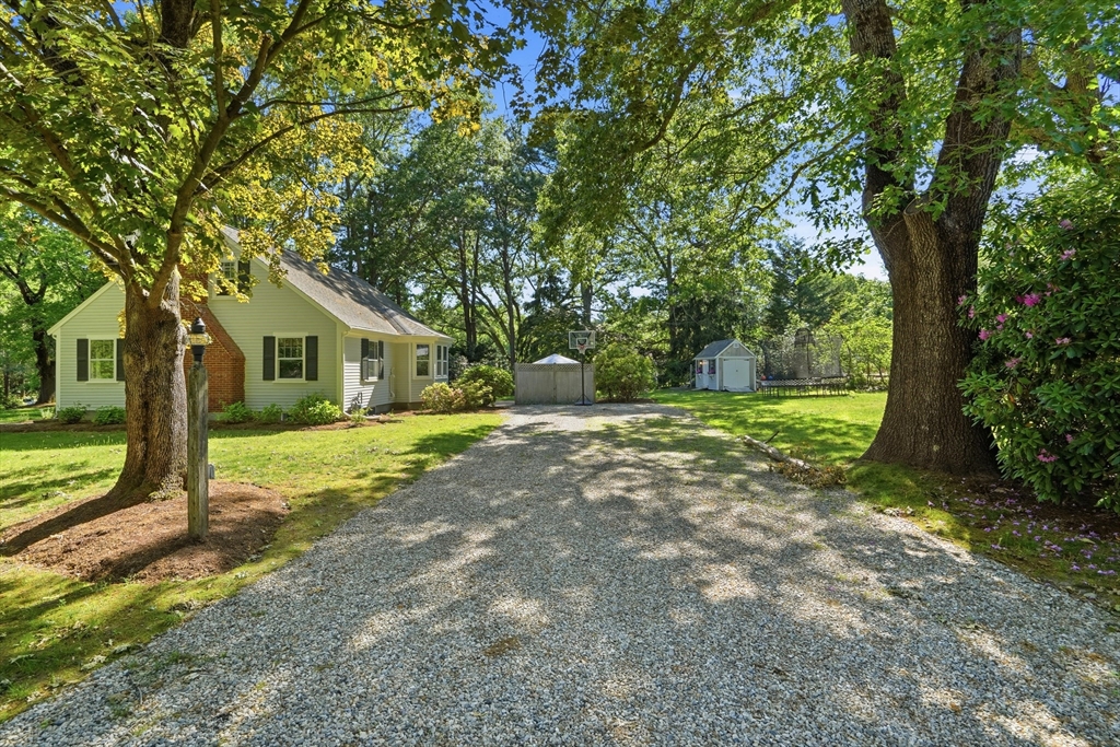 32 Wadsworth Road Duxbury, MA 02332 - Photo 35 of 38