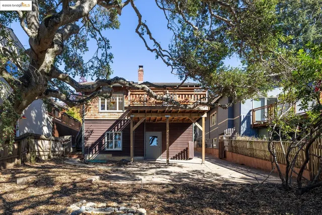 $995,000 | 1124 Walnut Street, Berkeley, CA 94707