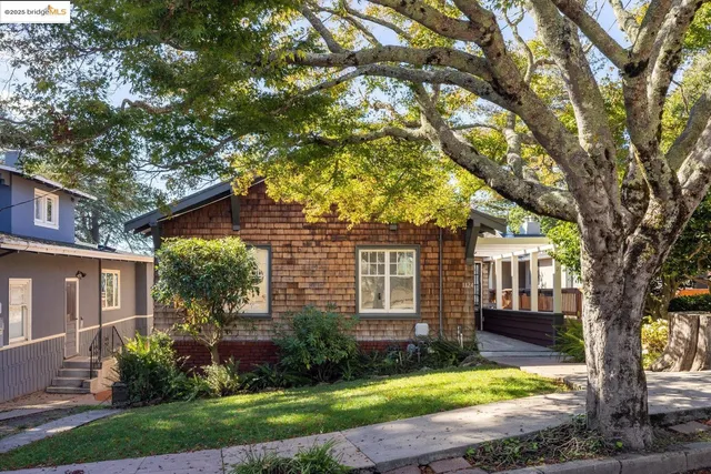 $995,000 | 1124 Walnut Street, Berkeley, CA 94707