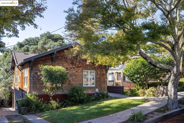 $995,000 | 1124 Walnut Street, Berkeley, CA 94707