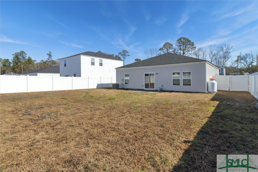 147 Franklins Walk Rincon, GA 31326 - Photo 38 of 38 Back yard