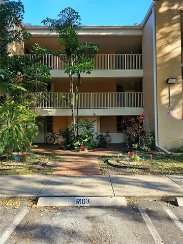 $2,400 | 8294 Northwest 24th Street, Unit 8294, Coral Springs, FL 33065