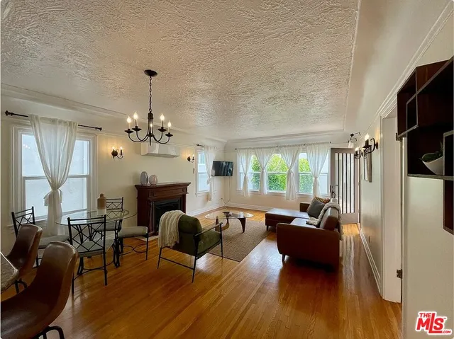 $5,000 | 837 5th Street, Unit 839B, Santa Monica, CA 90403