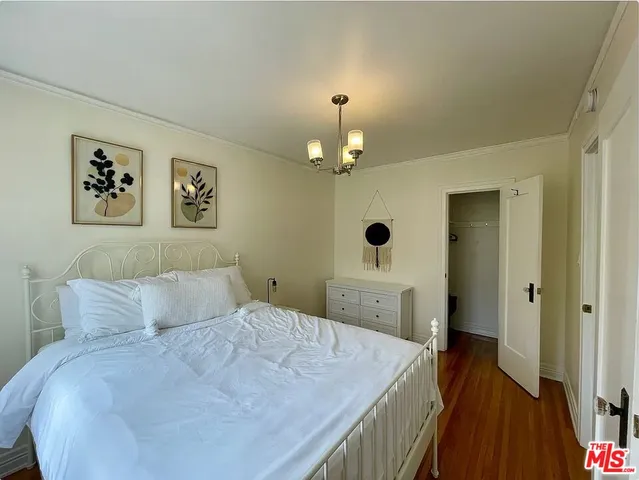 $5,000 | 837 5th Street, Unit 839B, Santa Monica, CA 90403