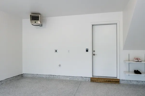 $389,900 | 2674 Notre Dame Drive, Unit 703, Fitchburg, WI 53711