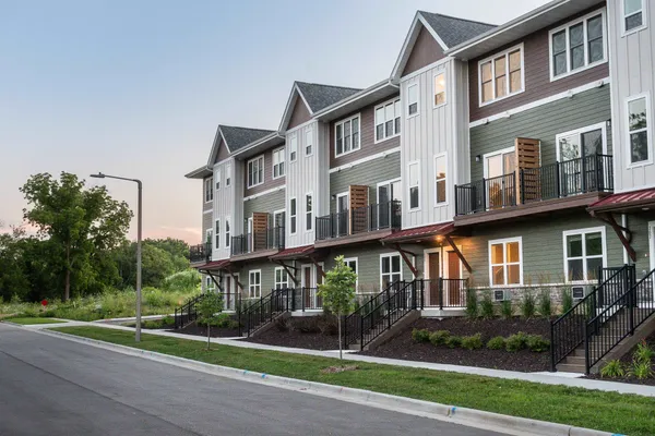 $389,900 | 2674 Notre Dame Drive, Unit 703, Fitchburg, WI 53711