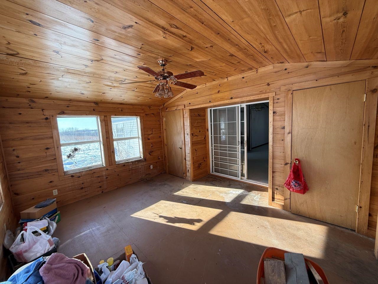 N4958 Arrowhead Trail Juneau, WI 53039 - Photo 20 of 36