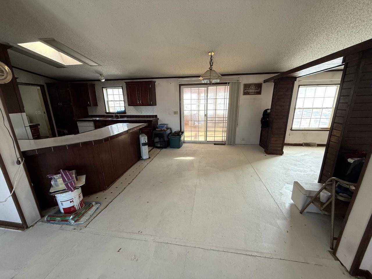 N4958 Arrowhead Trail Juneau, WI 53039 - Photo 4 of 36