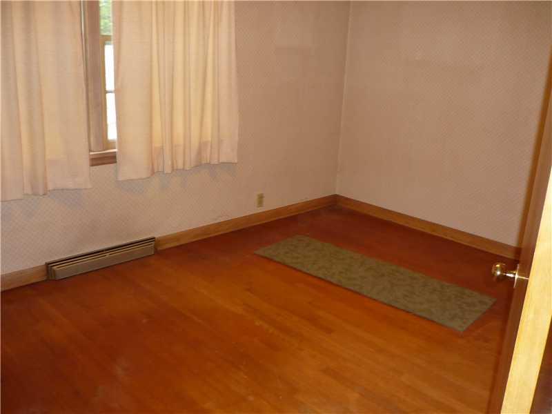 3554 Evergreen Road Pulaski, PA 16143 - Photo 7 of 14 Bedroom.
