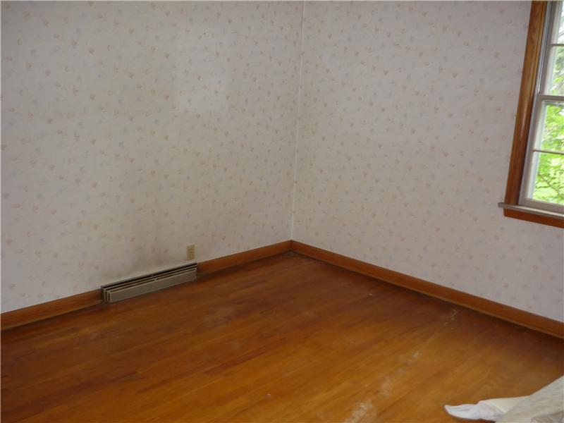 3554 Evergreen Road Pulaski, PA 16143 - Photo 8 of 14 Bedroom.