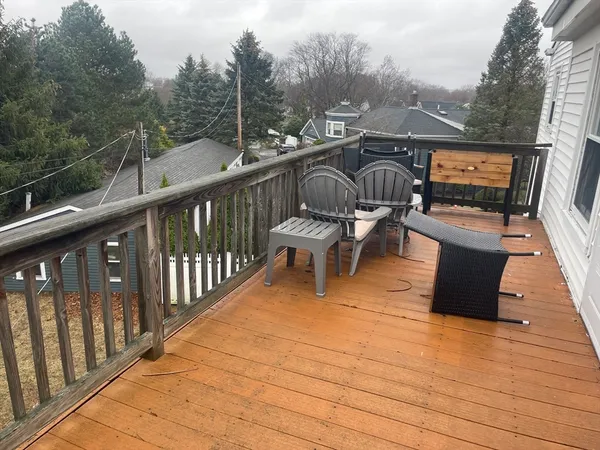 $2,100 | 37 Elliott Street, Unit 4, Danvers, MA 01923