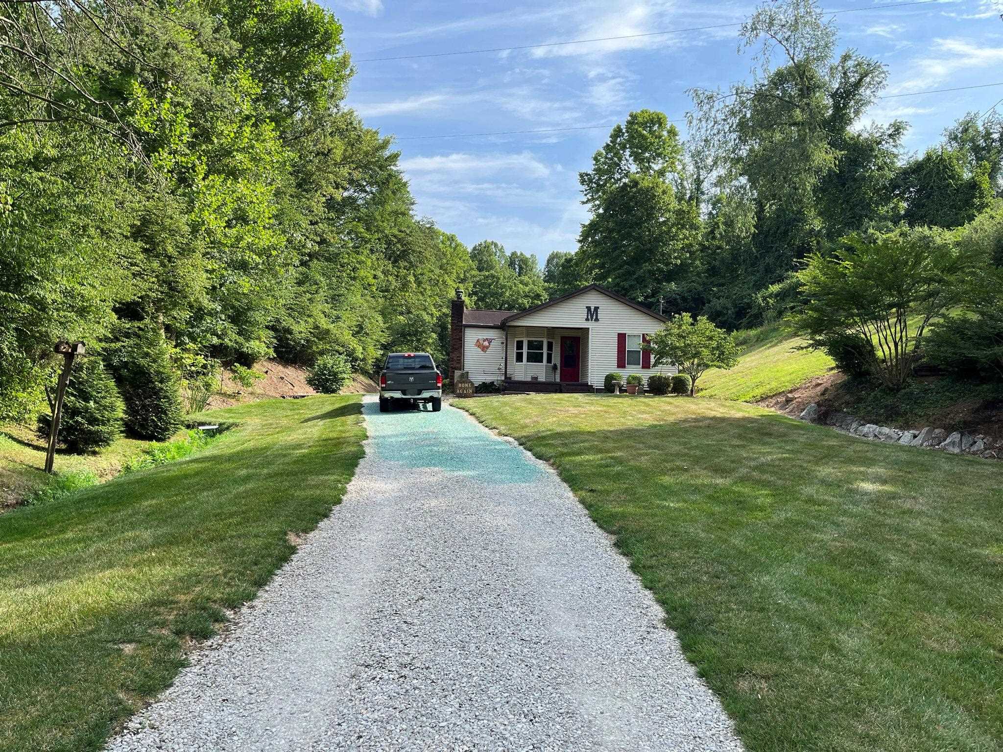 1505 Newmans Branch Road Milton, WV 25541 - Photo 31 of 32