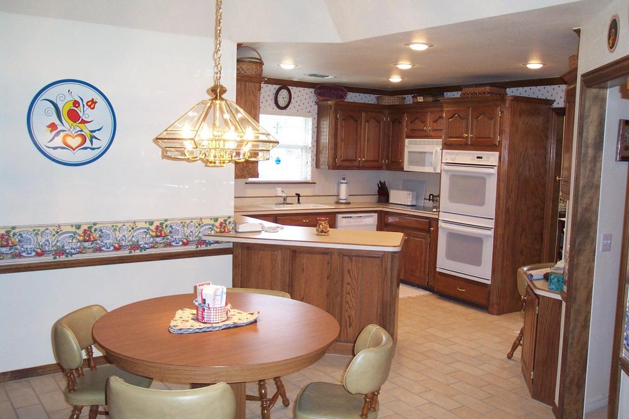 7409 Bayswater Road Amarillo, TX 79119 - Photo 7 of 13 Breakfast Room