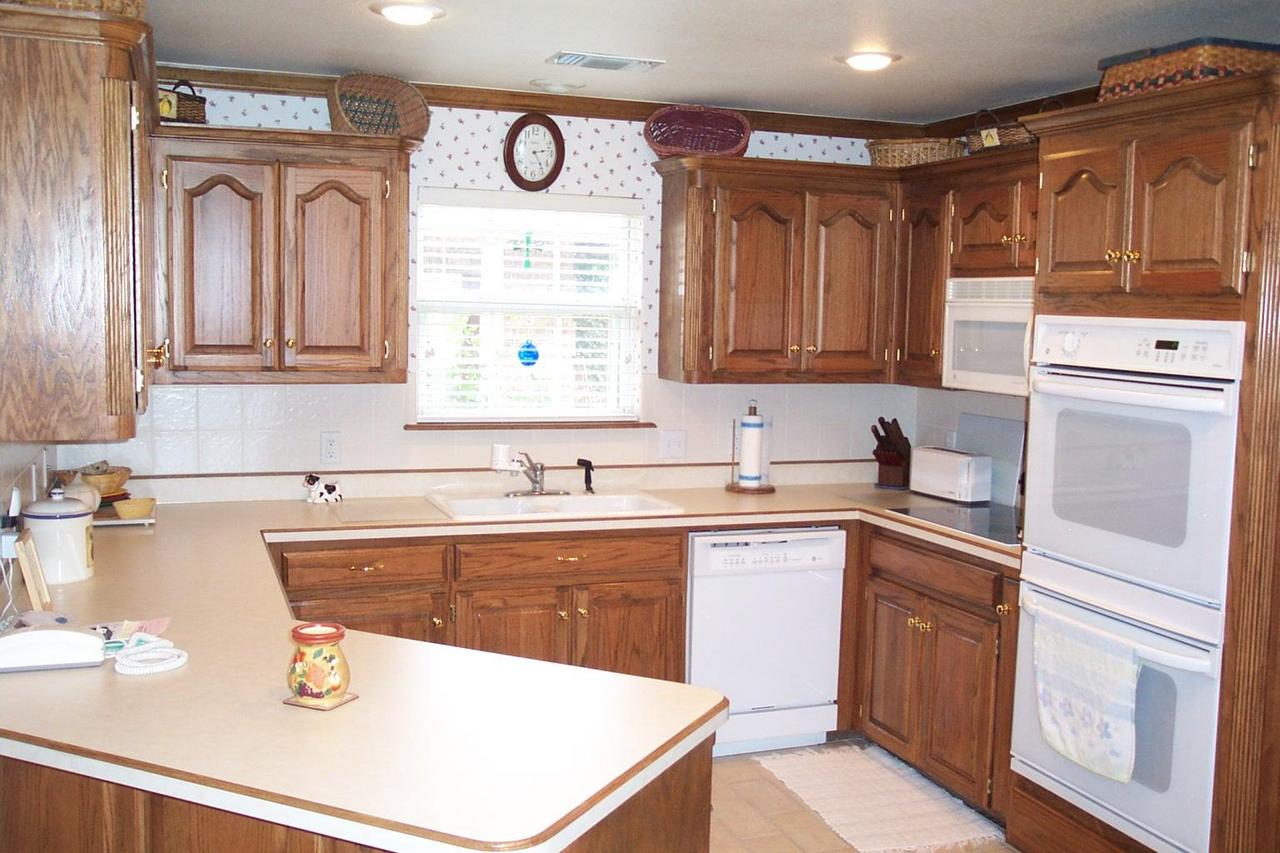 7409 Bayswater Road Amarillo, TX 79119 - Photo 10 of 13 Kitchen