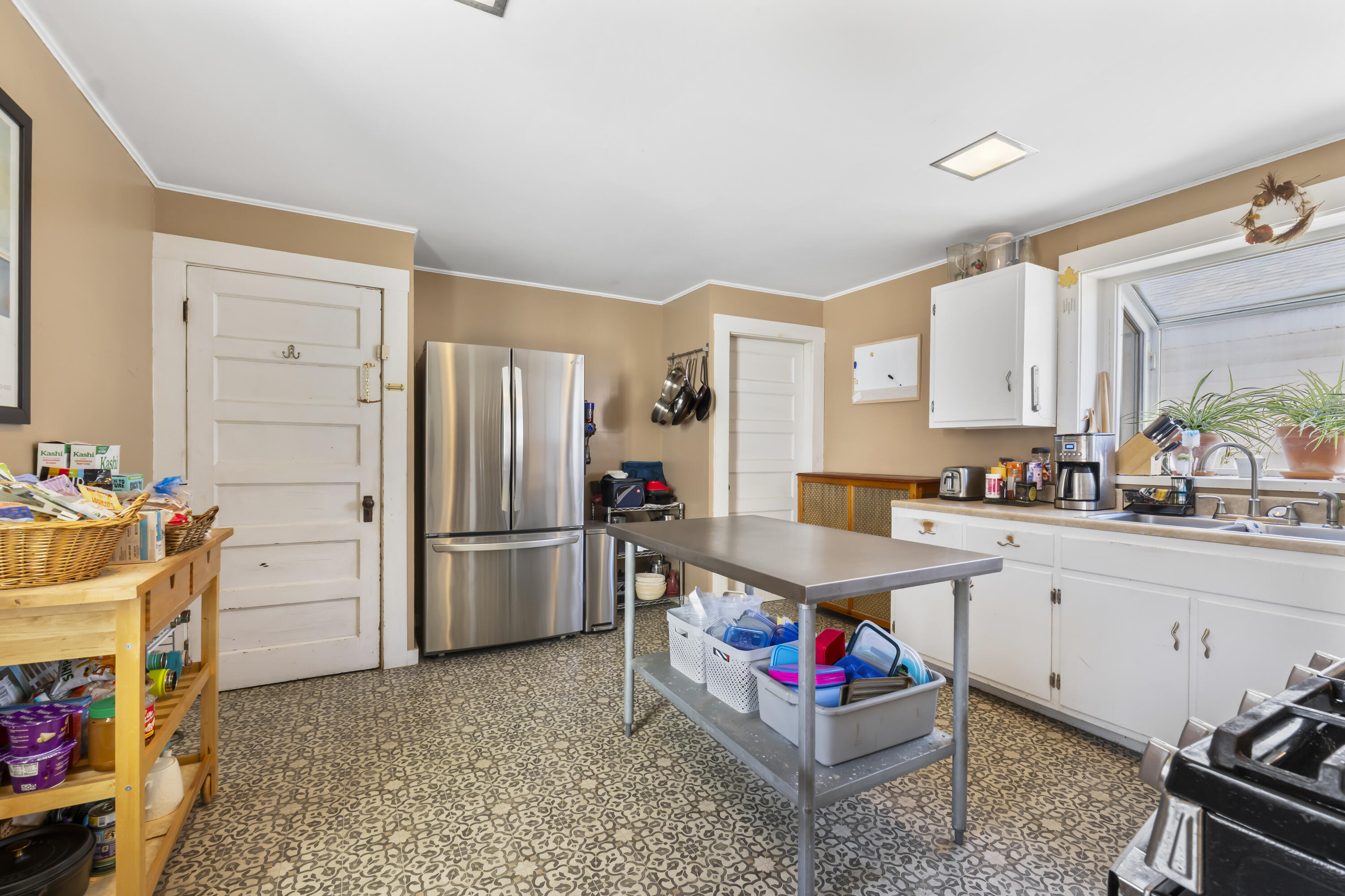 12 Wesley Street Bath, ME 04530 - Photo 5 of 34