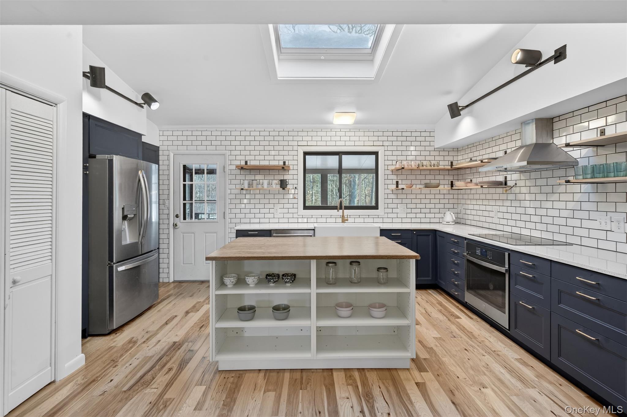 1073 Indian Springs Road Pine Bush, NY 12566 - Photo 10 of 31