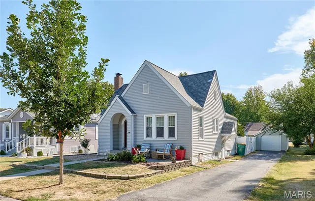 $175,000 | 706 South Vine Street, O'Fallon, IL 62269