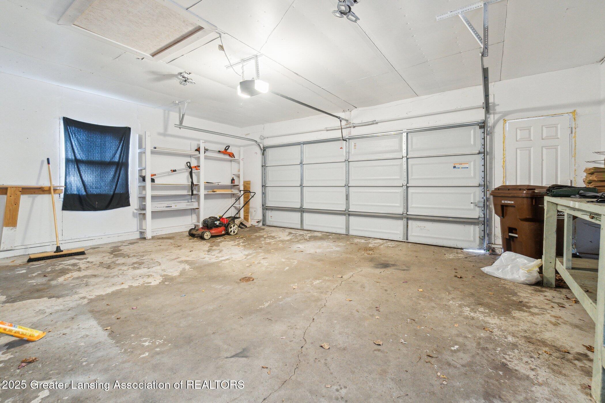 732 North Creyts Road Lansing, MI 48917 - Photo 17 of 20 732-N-Creyts-Rd-Lansing-MI-48917-WindowS