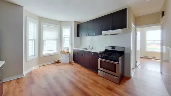 $2,475 | 121 George Street, Unit 2, Boston, MA 02119