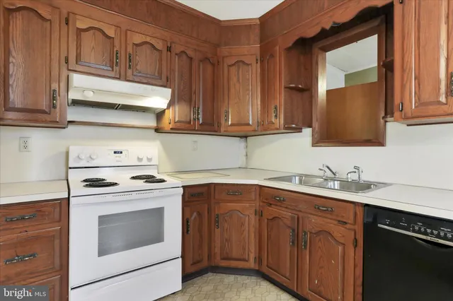 $220,000 | 100 South Fayette Street, Shippensburg, PA 17257