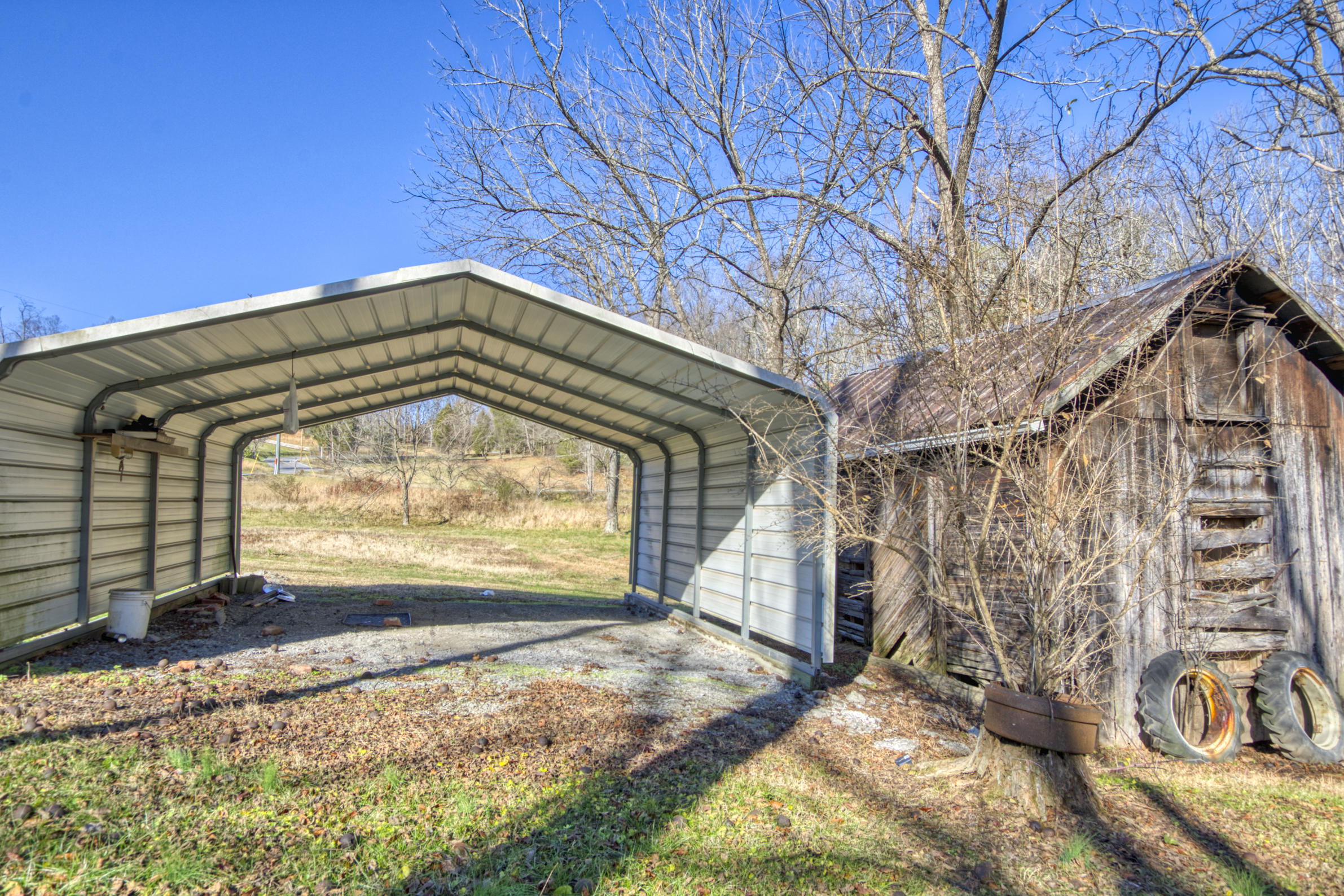 1101 North Paperville Road Bristol, TN 37620 - Photo 26 of 37 DSC_1813