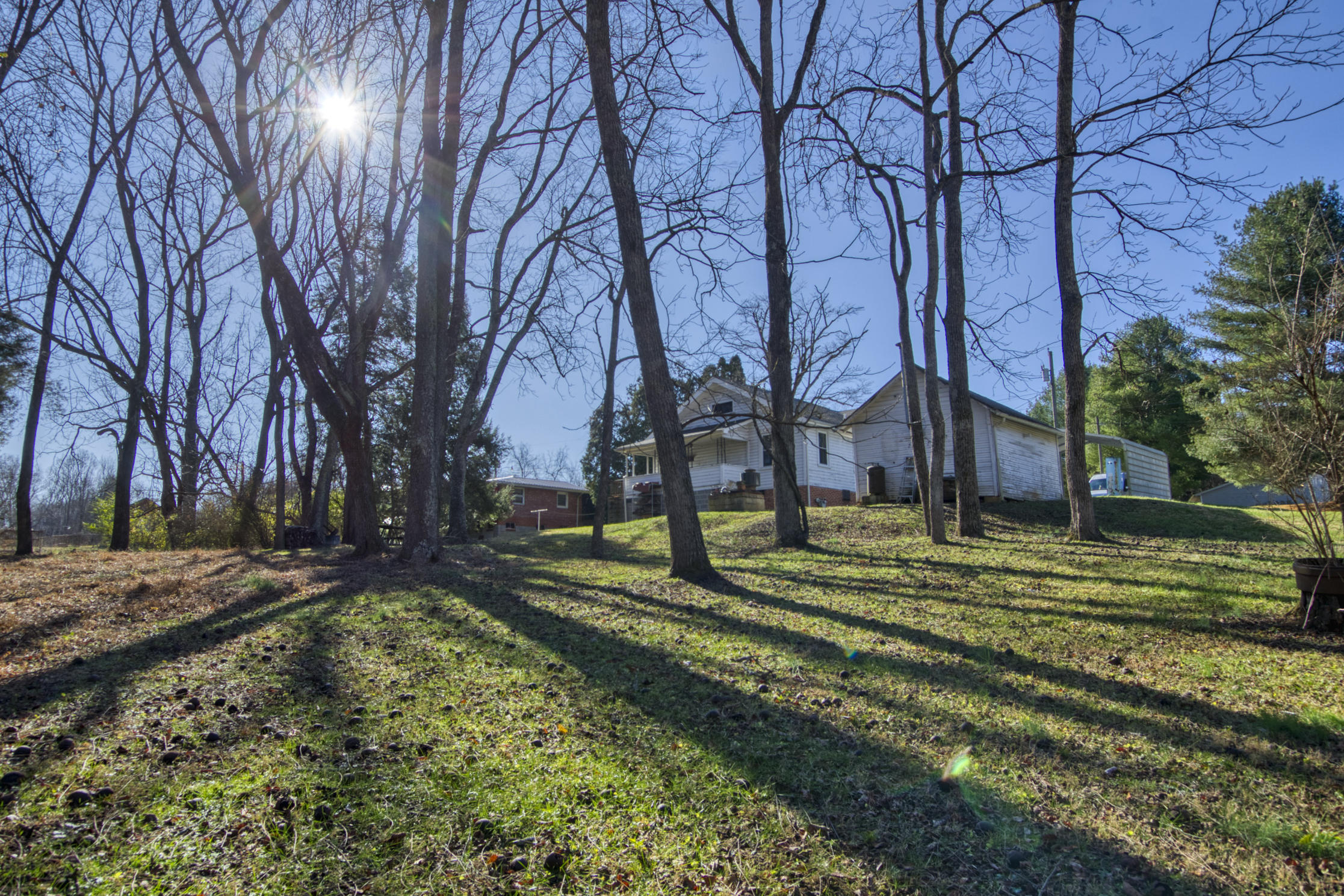 1101 North Paperville Road Bristol, TN 37620 - Photo 33 of 37 DSC_1822