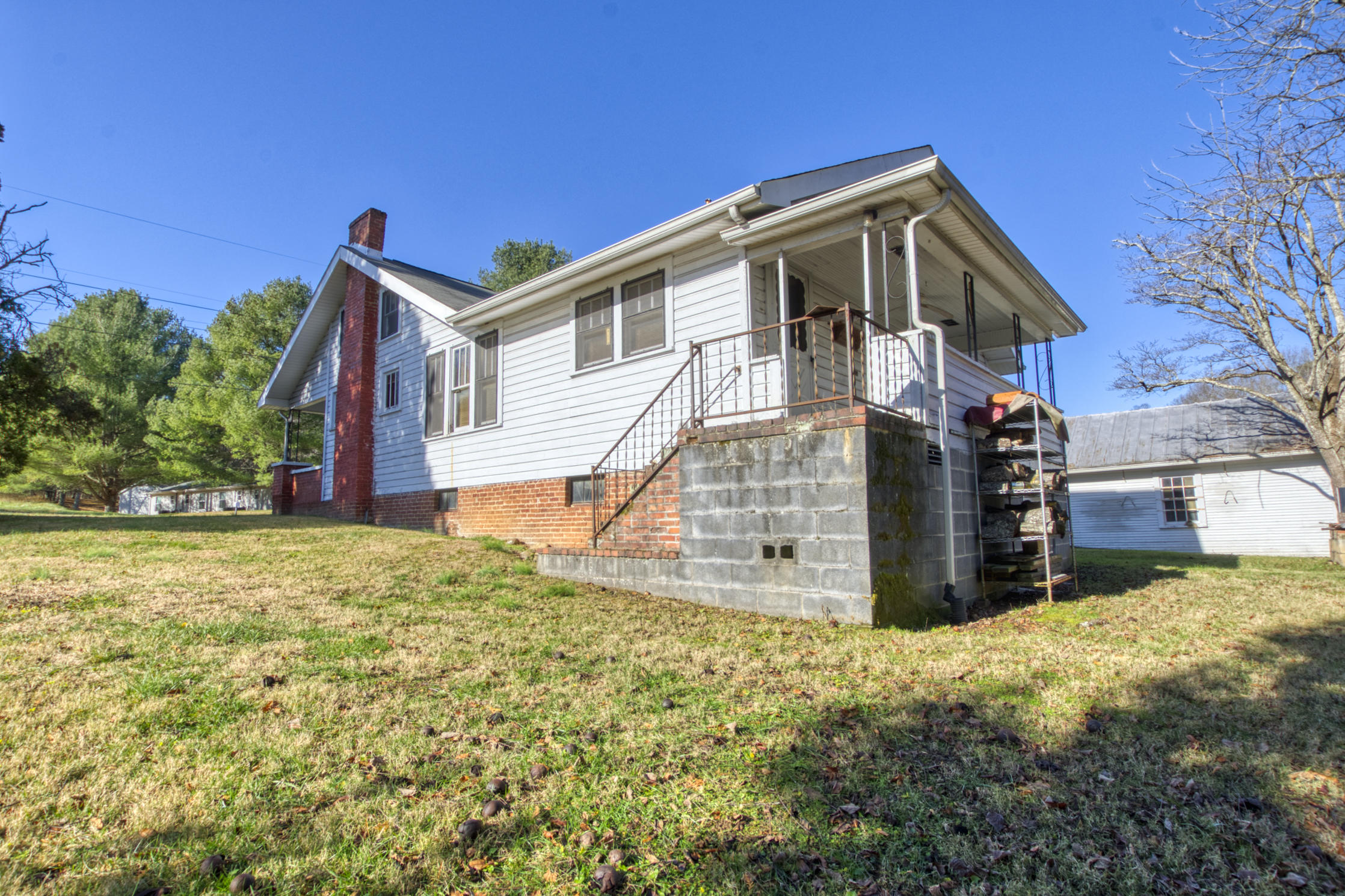 1101 North Paperville Road Bristol, TN 37620 - Photo 5 of 37 DSC_1726
