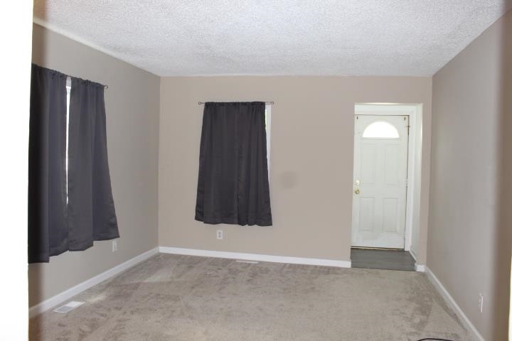 7328 North Genesee Road Genesee, MI 48437 - Photo 5 of 18 50090392-4.JPG