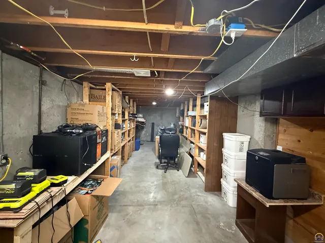 $224,900 | 1005 Lincoln Street, Emporia, KS 66801