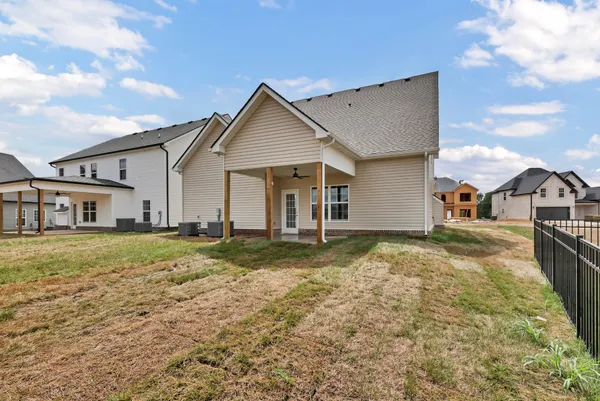 $439,900 | 365 Kingland Lane, Clarksville, TN 37043