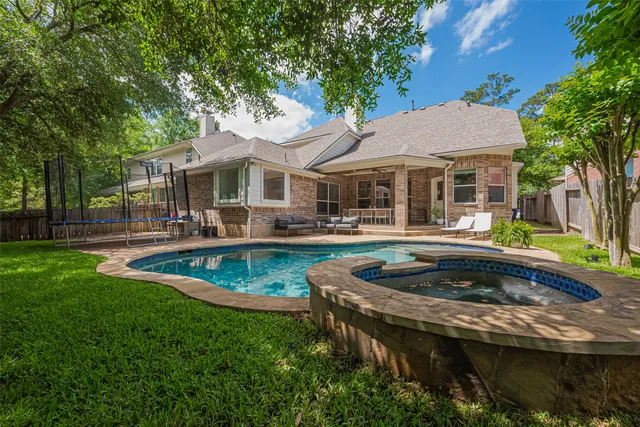 $4,800 | 157 East Frontera Circle, The Woodlands, TX 77382