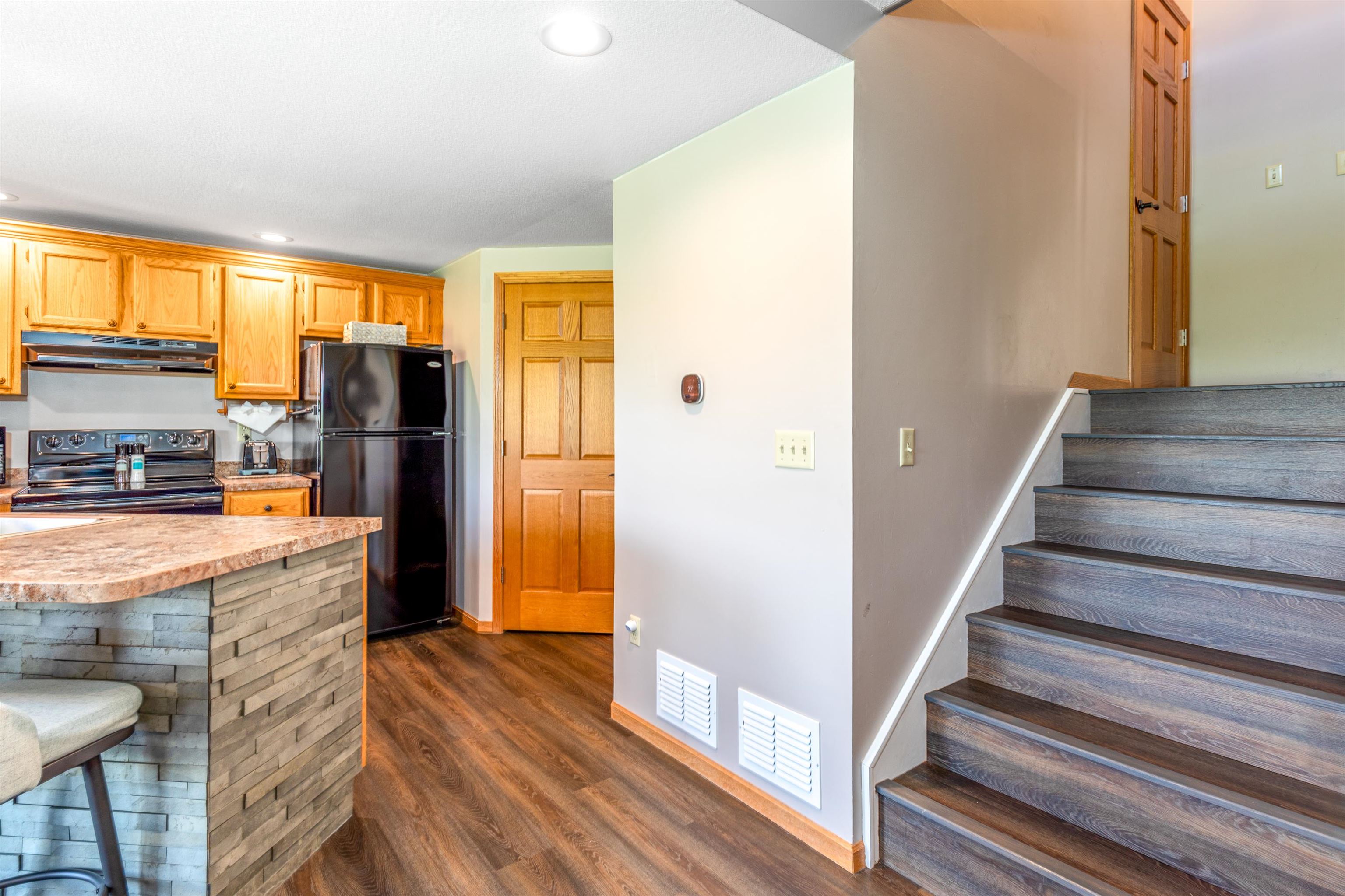 26 Poplar Ridge Galena, IL 61036 - Photo 7 of 55