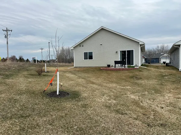 $285,000 | 215 8th Avenue Northeast, Isanti, MN 55040