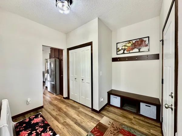 $285,000 | 215 8th Avenue Northeast, Isanti, MN 55040