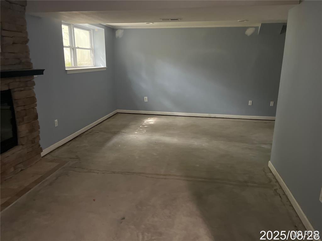 2320 Castlegate Drive Imperial, MO 63052 - Photo 9 of 10