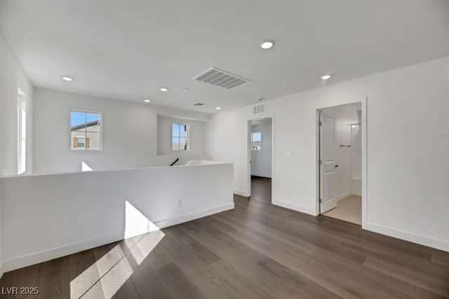 $2,900 | 2770 Alfena Place, Henderson, NV 89044