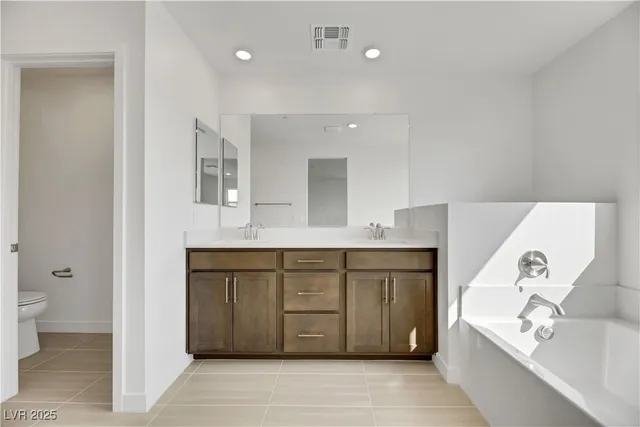 $2,900 | 2770 Alfena Place, Henderson, NV 89044