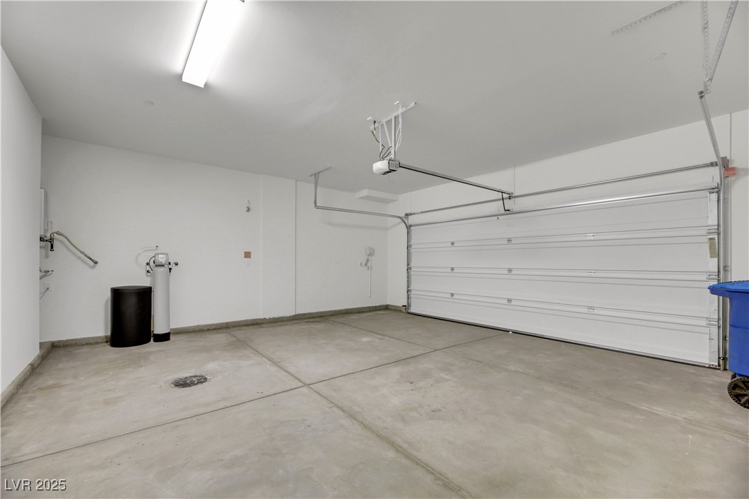 2770 Alfena Place Henderson, NV 89044 - Photo 24 of 26 Garage with baseboards