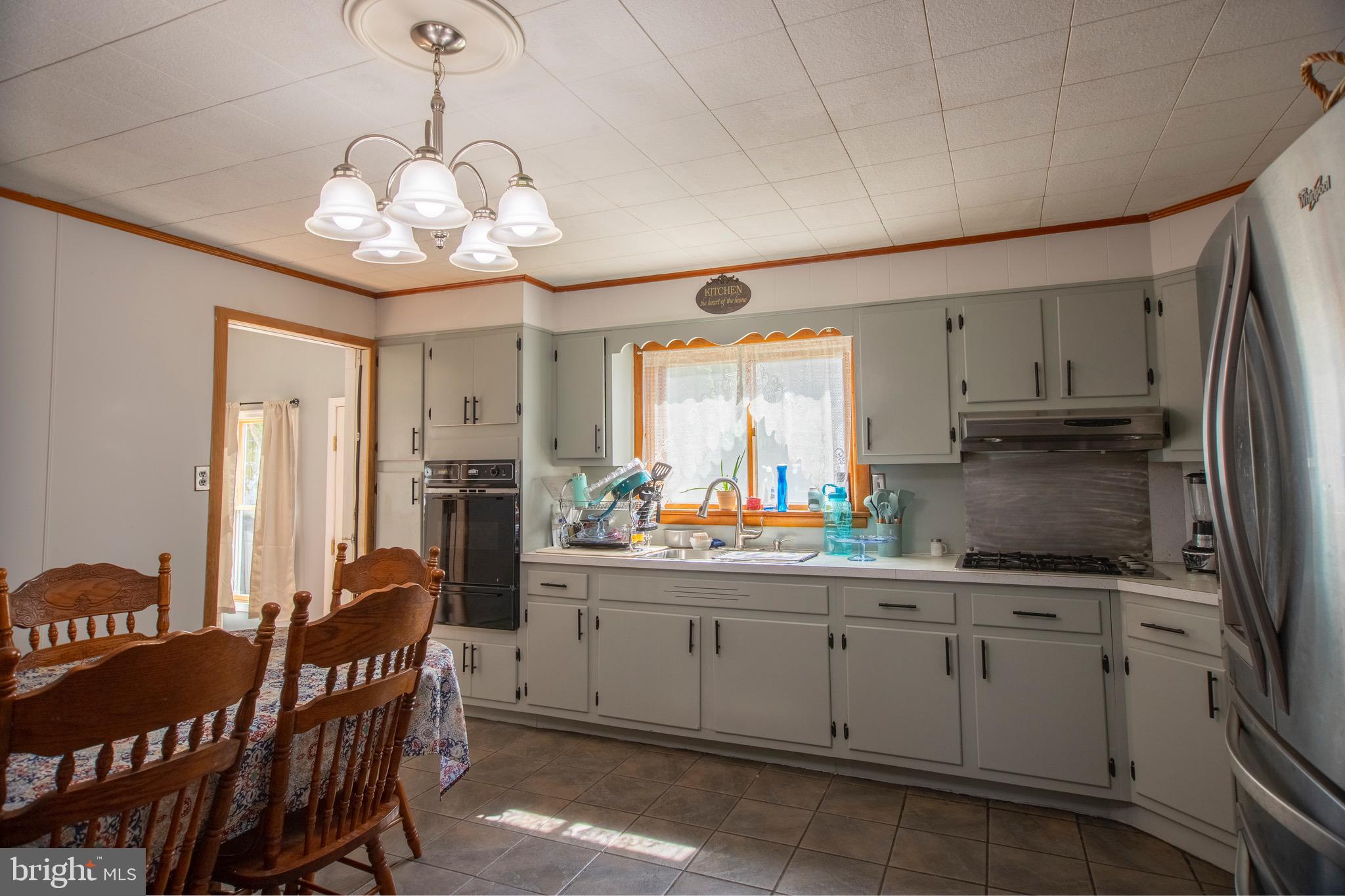 809 Cornwall Road Lebanon, PA 17042 - Photo 7 of 24 Gallery Image 7