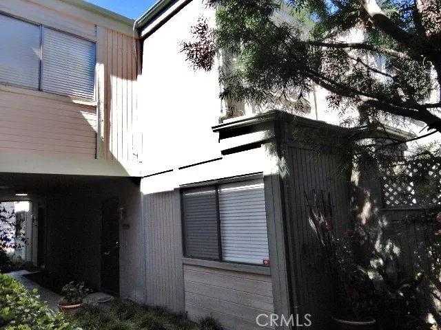 $524,900 | 10770 Woodley Avenue, Unit 7, Granada Hills, CA 91344