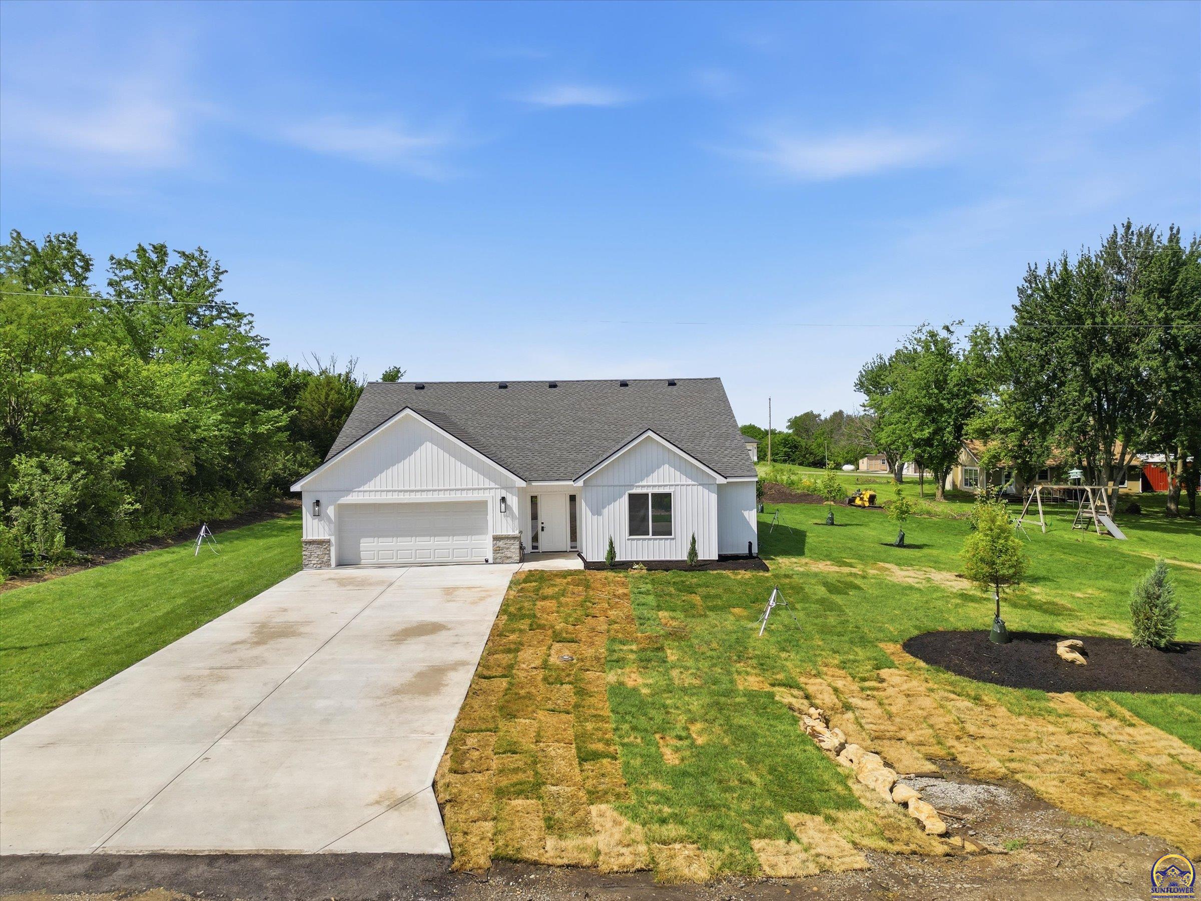 7847 Seneca Lake Road Ozawkie, KS 66070 - Photo 48 of 77