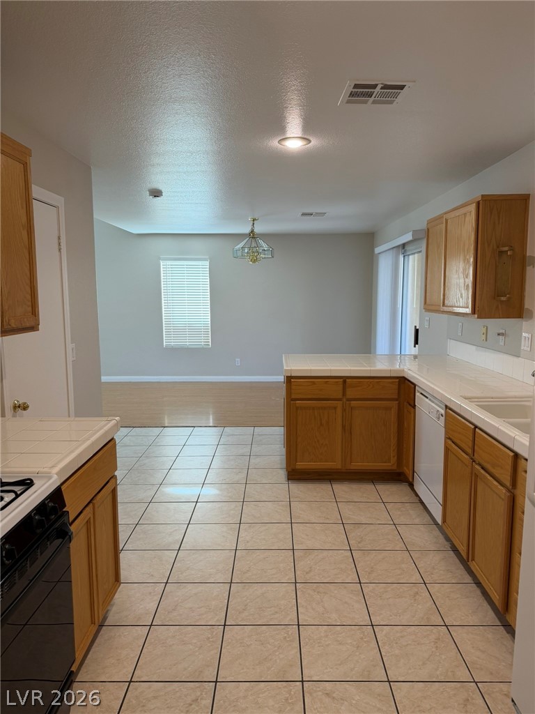 1424 Red Sunset Avenue Henderson, NV 89074 - Photo 6 of 21