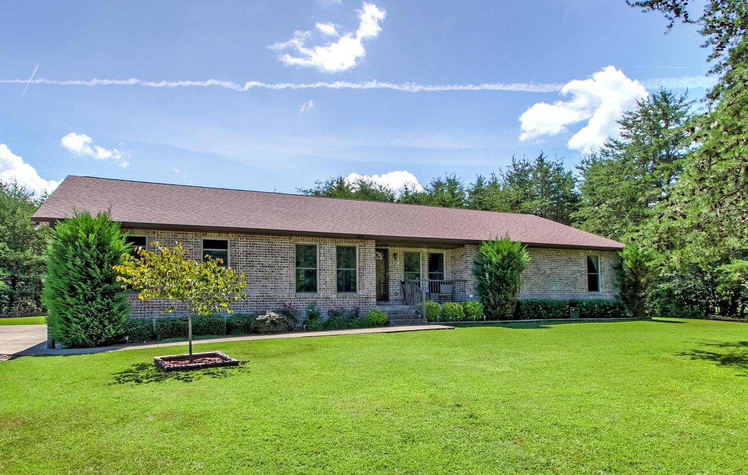 1408 Valley View Road Ashland City, TN 37015 - Photo 1 of 26 Gallery Image 1