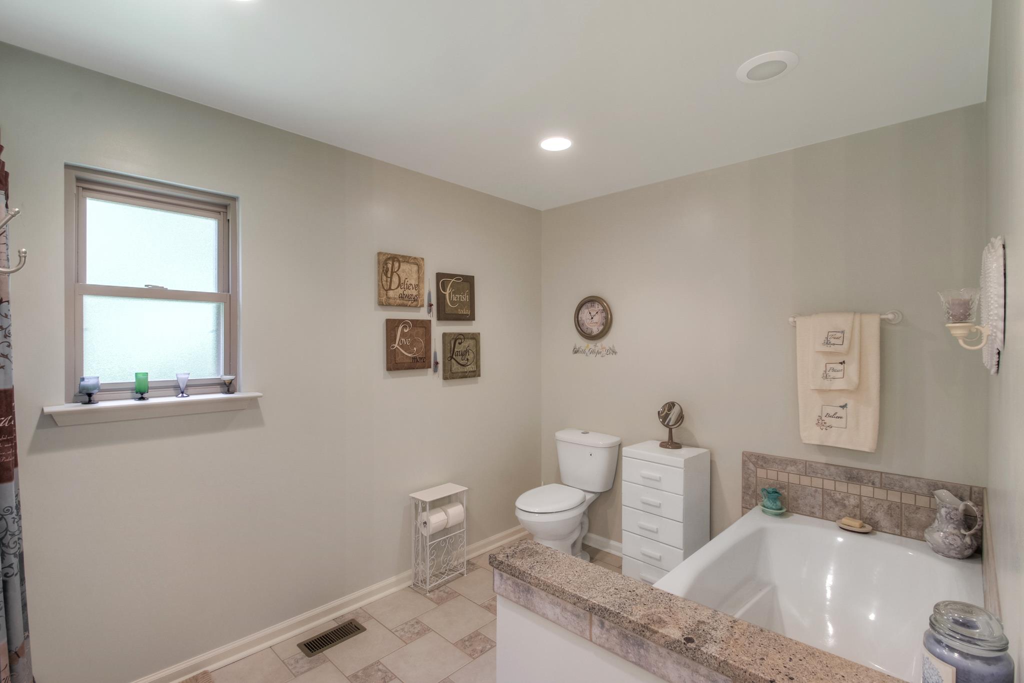1408 Valley View Road Ashland City, TN 37015 - Photo 14 of 26 Gallery Image 14